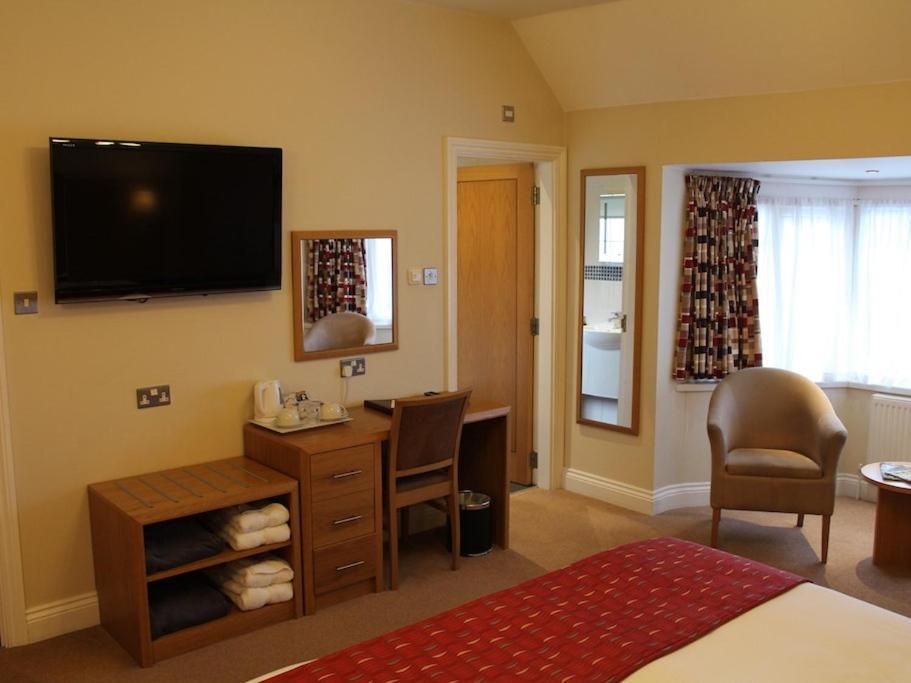 Clover Spa And Hotel Birmingam Habitación foto